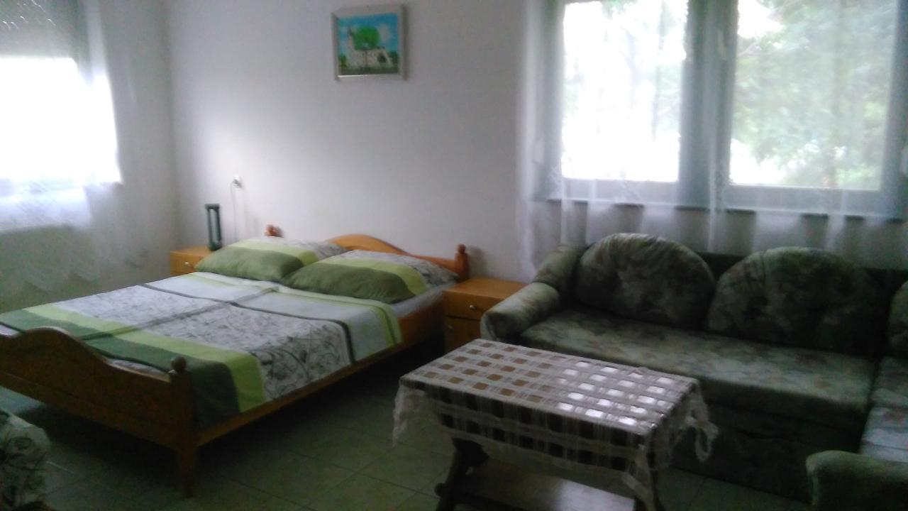 Aquaparti Apartmanok Hajdúszoboszló Exterior foto